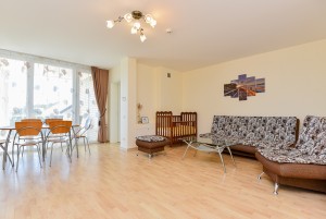 No. 4 Two-bedroom apartment with kitchen and separate entrance